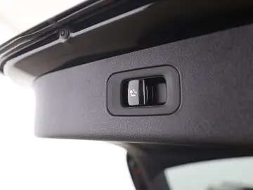 MERCEDES-BENZ E 53 AMG 4M  T Hybrid Massage Pano AHK 20 Zoll