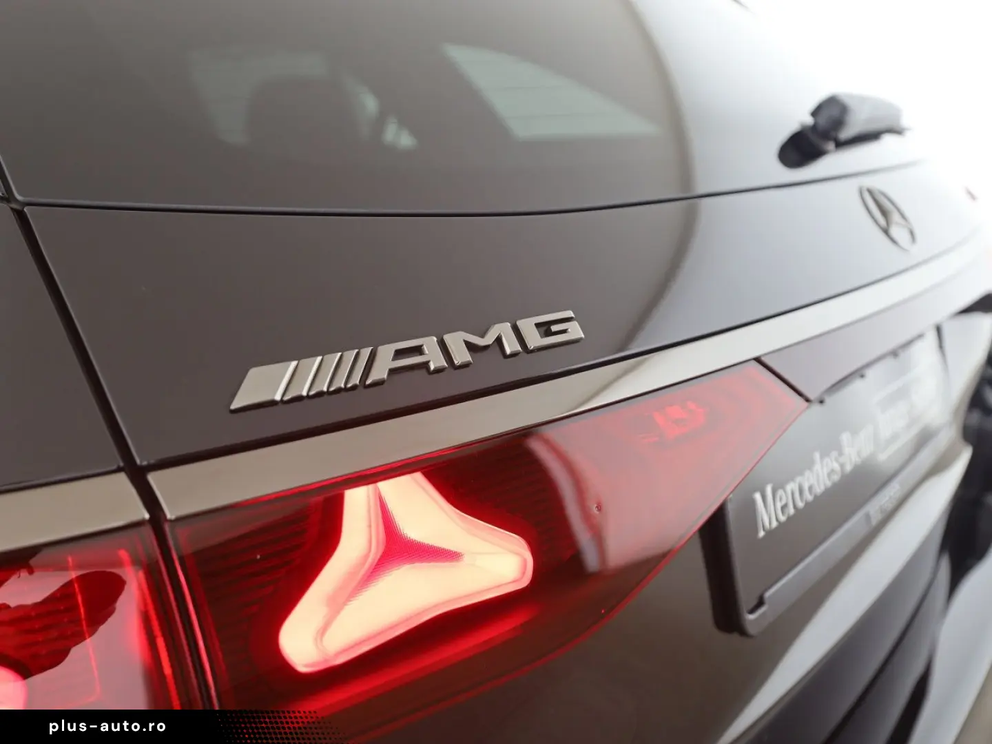 MERCEDES-BENZ E 53 AMG 4M  T Hybrid Massage Pano AHK 20 Zoll