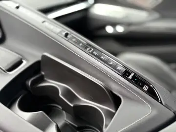 Corvette C8 TARGA AUT.  21.Z 1.H LIFT