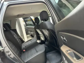 Dacia Duster Diesel 1.5 2018 Manuala