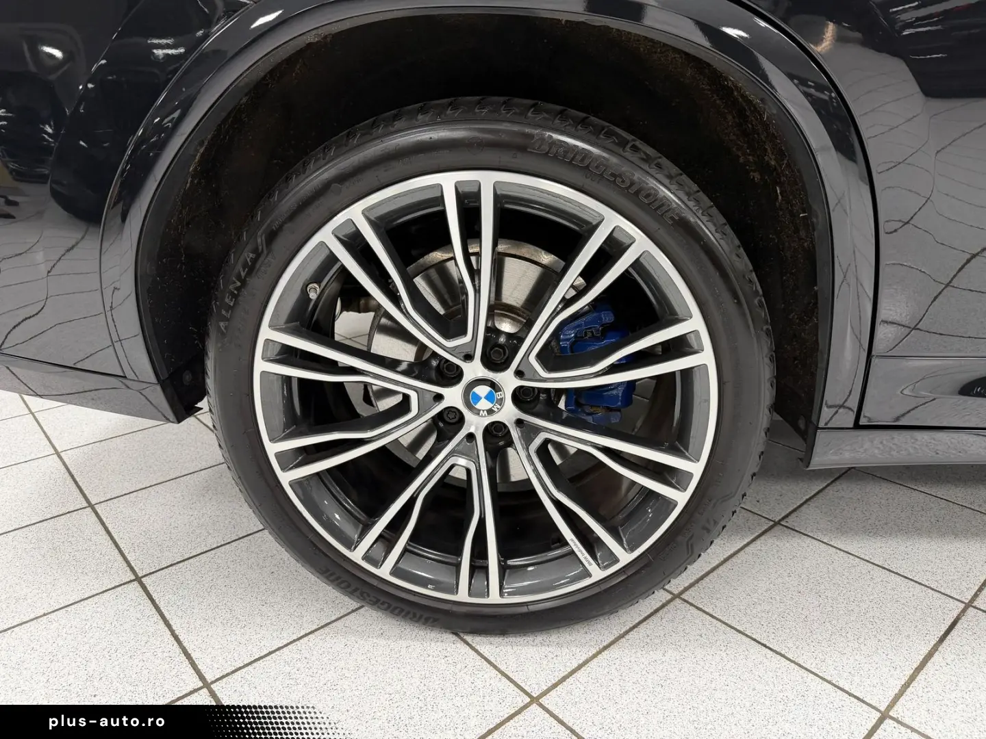BMW X4 M40 i xDrive PANO STHZG LASER KAM AHK HUD H-K