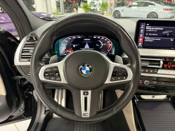 BMW X4 M40 i xDrive PANO STHZG LASER KAM AHK HUD H-K