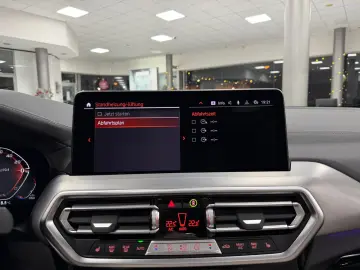 BMW X4 M40 i xDrive PANO STHZG LASER KAM AHK HUD H-K