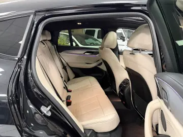 BMW X4 M40 i xDrive PANO STHZG LASER KAM AHK HUD H-K