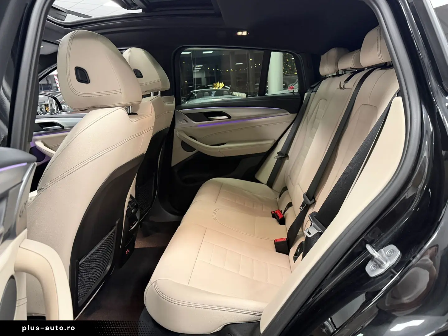 BMW X4 M40 i xDrive PANO STHZG LASER KAM AHK HUD H-K