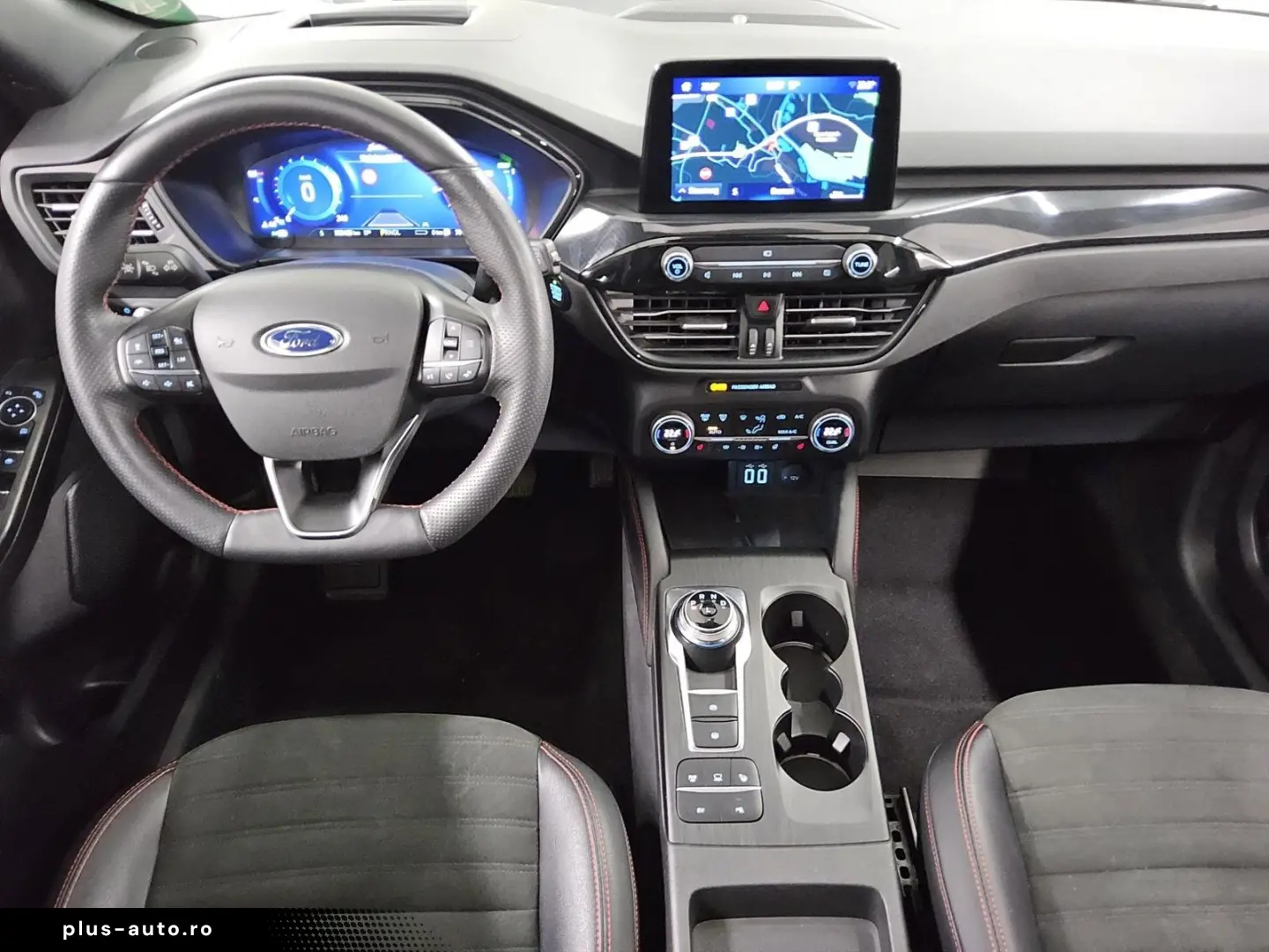 FORD Kuga 2.5 Duratec ST-Line X Navi LED Pano HuD AHK