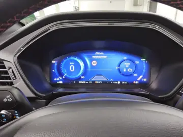 FORD Kuga 2.5 Duratec ST-Line X Navi LED Pano HuD AHK