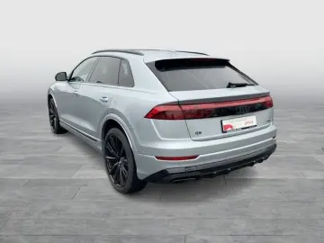 AUDI Q8 50 TDI quattro S-LINE AHK B&O HUD PANO u.v.m.