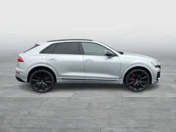 AUDI Q8 50 TDI quattro S-LINE AHK B&O HUD PANO u.v.m.