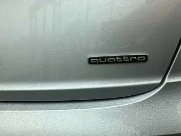 AUDI Q8 50 TDI quattro S-LINE AHK B&O HUD PANO u.v.m.