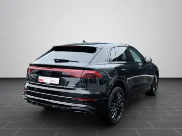 AUDI Q8 2x S line 50 TDI HD-MATRIX AHK 360 KAMERA