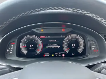 AUDI Q8 2x S line 50 TDI HD-MATRIX AHK 360 KAMERA