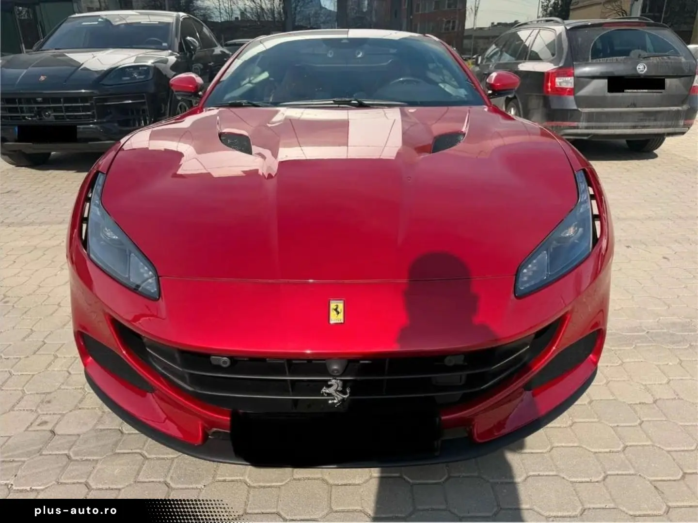 FERRARI Portofino M