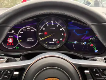 Porsche Cayenne Hybrid benzina