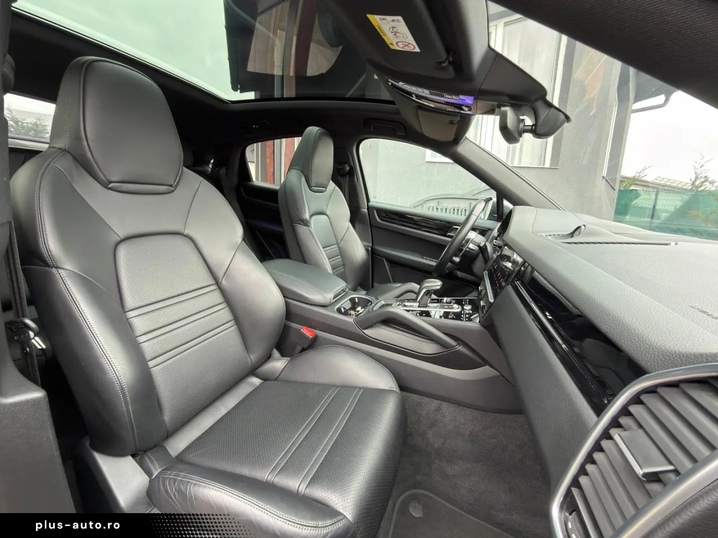 Porsche Cayenne Hybrid benzina