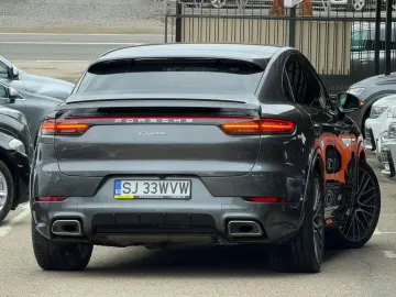 Porsche Cayenne Hybrid benzina