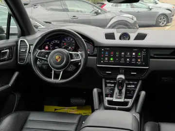 Porsche Cayenne Hybrid benzina