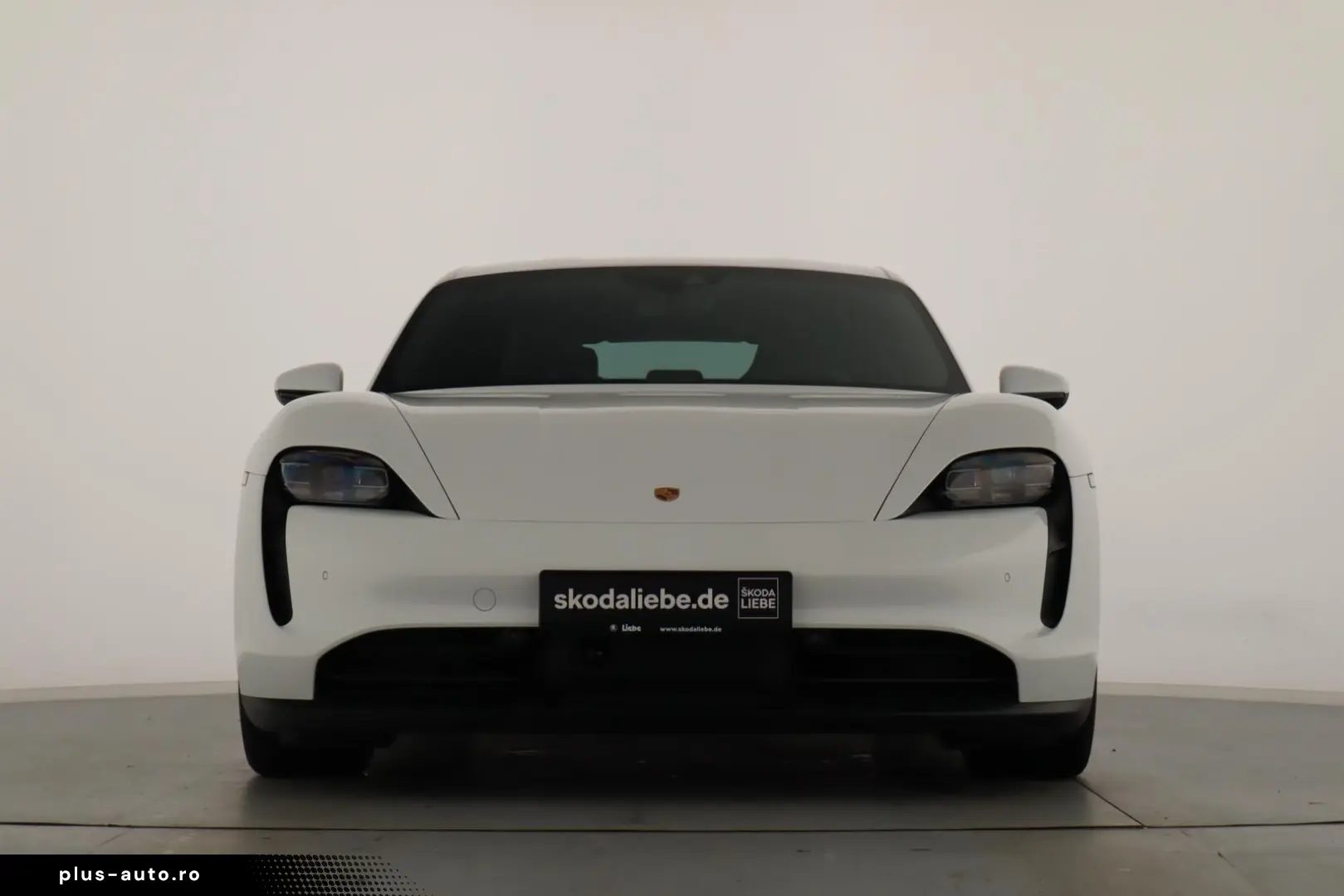 PORSCHE TAYCAN MATRIX-LED LUFTFEDERUNG RÜCKFAHRKAMERAuvm