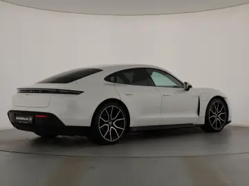 PORSCHE TAYCAN MATRIX-LED LUFTFEDERUNG RÜCKFAHRKAMERAuvm