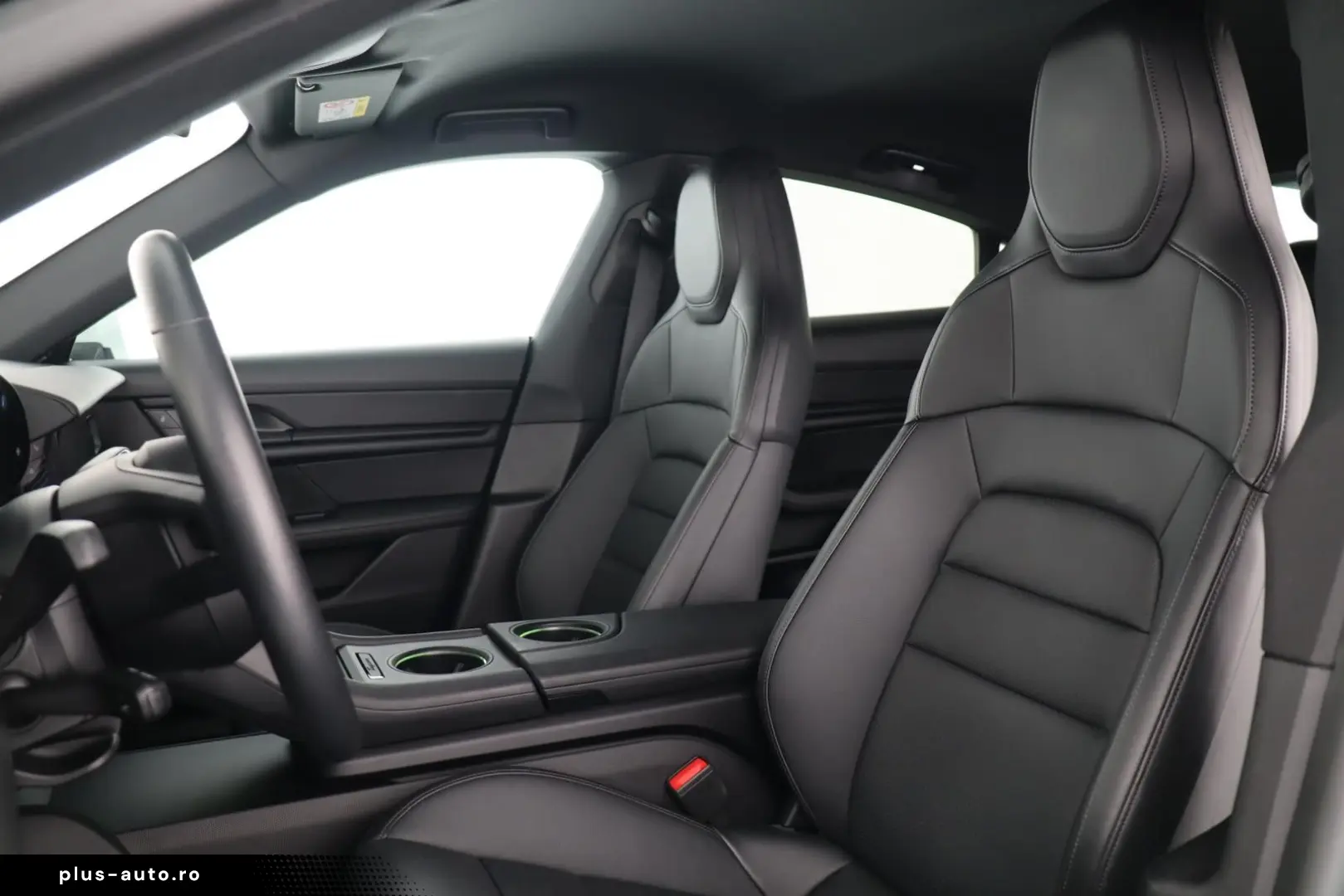 PORSCHE TAYCAN MATRIX-LED LUFTFEDERUNG RÜCKFAHRKAMERAuvm