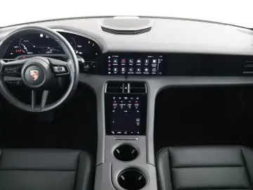 PORSCHE TAYCAN MATRIX-LED LUFTFEDERUNG RÜCKFAHRKAMERAuvm