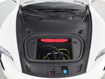 PORSCHE TAYCAN MATRIX-LED LUFTFEDERUNG RÜCKFAHRKAMERAuvm