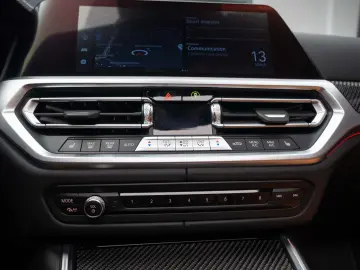 BMW M440i xDrive Mild Hybrid 2022