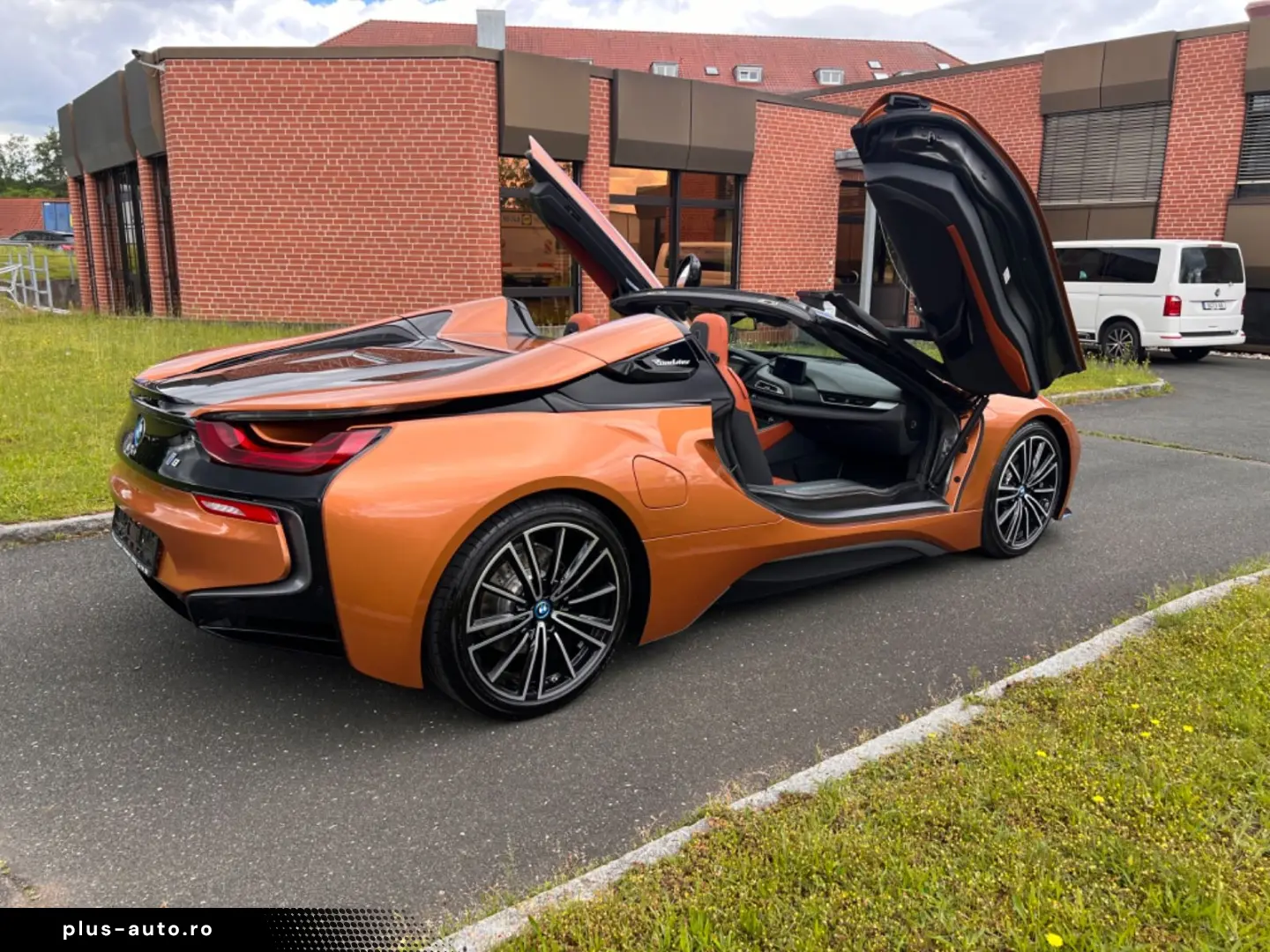 BMW i8 Roadster  Aerody.  Laser  Head-Up  Navi-Prof.