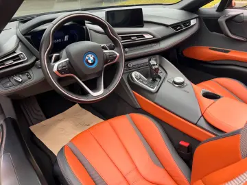 BMW i8 Roadster  Aerody.  Laser  Head-Up  Navi-Prof.
