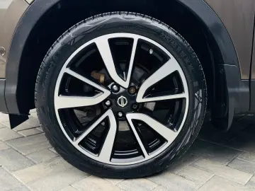 NISSAN QASHQAI 4X4  FAB 06-2015  1.6 dCI 131 CP  EURO 6