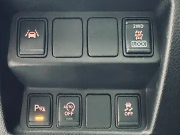 NISSAN QASHQAI 4X4  FAB 06-2015  1.6 dCI 131 CP  EURO 6