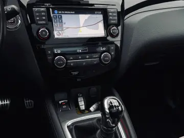 NISSAN QASHQAI 4X4  FAB 06-2015  1.6 dCI 131 CP  EURO 6