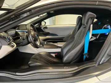 BMW Exclusive    HUD   Laser   H & K   Comfort Acces