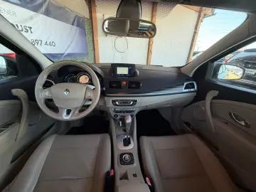 Renault Megane 2.0 benzina Transmisie automata Garantie