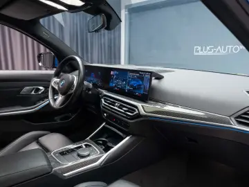 BMW 330 e xDr M SPORT