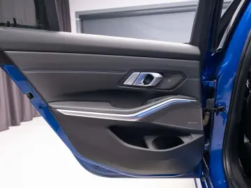 BMW 330 e xDr M SPORT