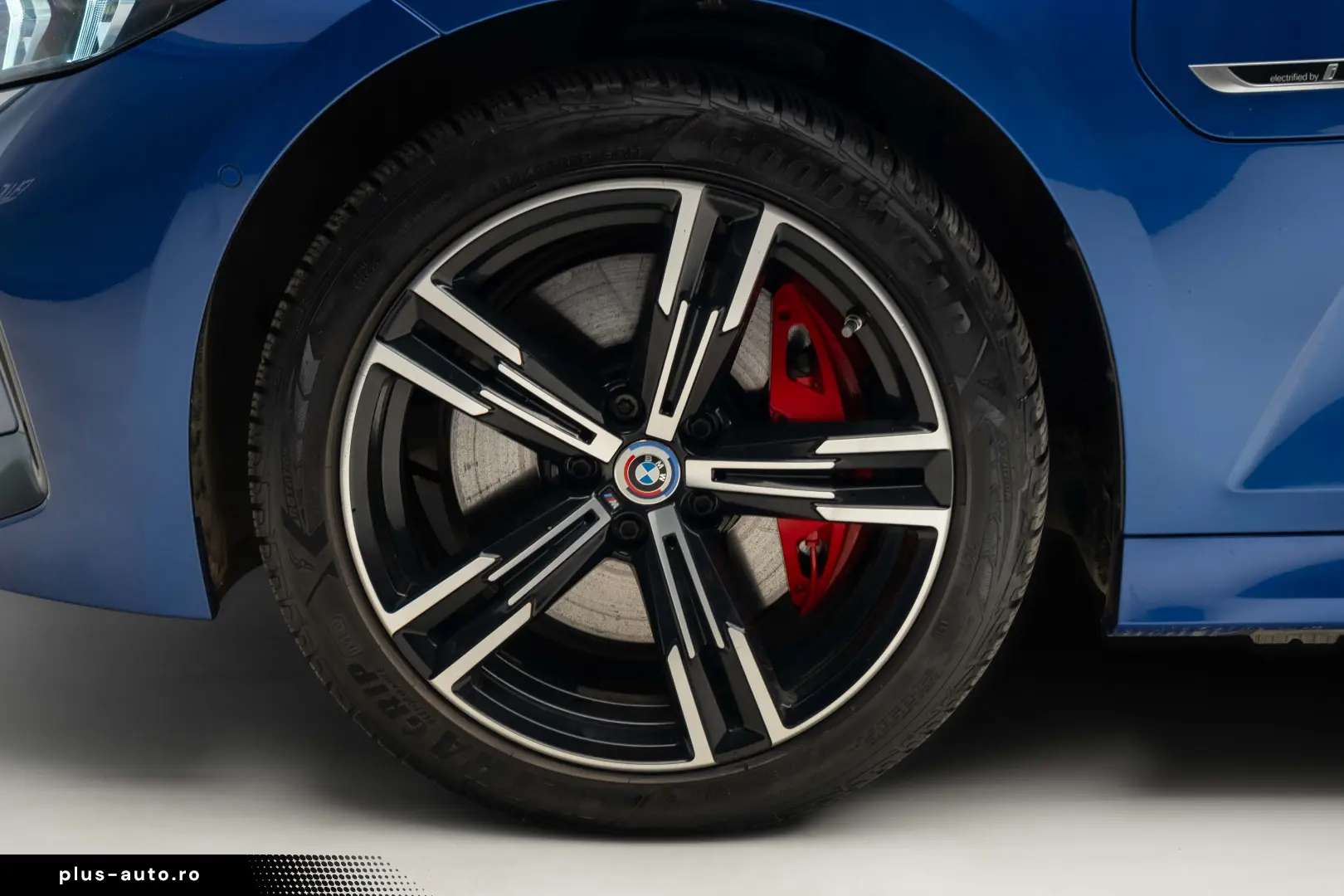 BMW 330 e xDr M SPORT