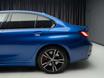 BMW 330 e xDr M SPORT