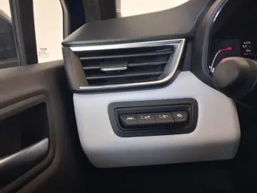 RENAULT CLIO 1.0 TCe 90CP Intens