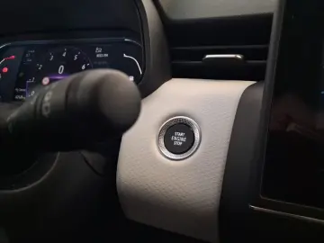 RENAULT CLIO 1.0 TCe 90CP Intens