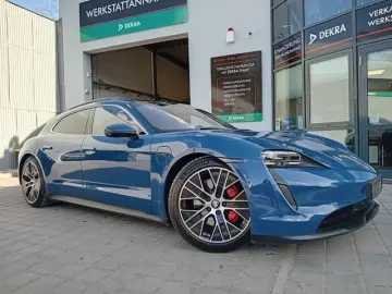 PORSCHE Taycan Sport Turismo 4 S PANO AIRSUS HEADUP MASS