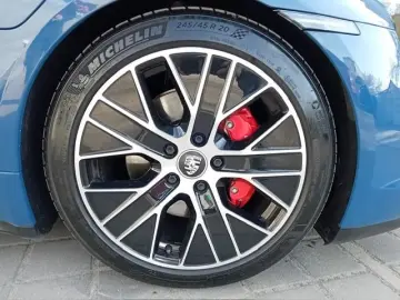 PORSCHE Taycan Sport Turismo 4 S PANO AIRSUS HEADUP MASS