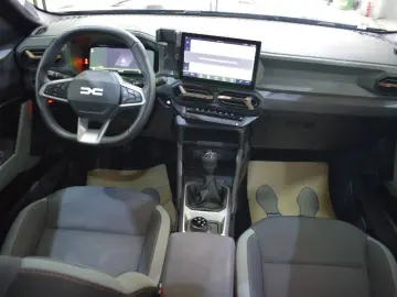 DACIA BIGSTER 1.2 TCe MHEV 130 4X4 Extreme