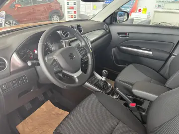 VITARA PASSION 2WD MT-NOUA ROTI IARNA CADOU