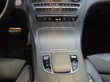 MERCEDES-BENZ GLC 300 d 4Matic AMG Line Plus