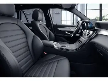 MERCEDES-BENZ GLC 400 d 4M AMG Night Navi LED AHK Distr 360