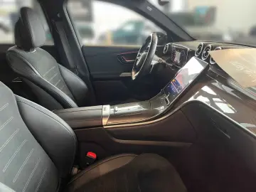 MERCEDES-BENZ GLC 220 d 4M AMG MBUX Night Distr LED &hellip;