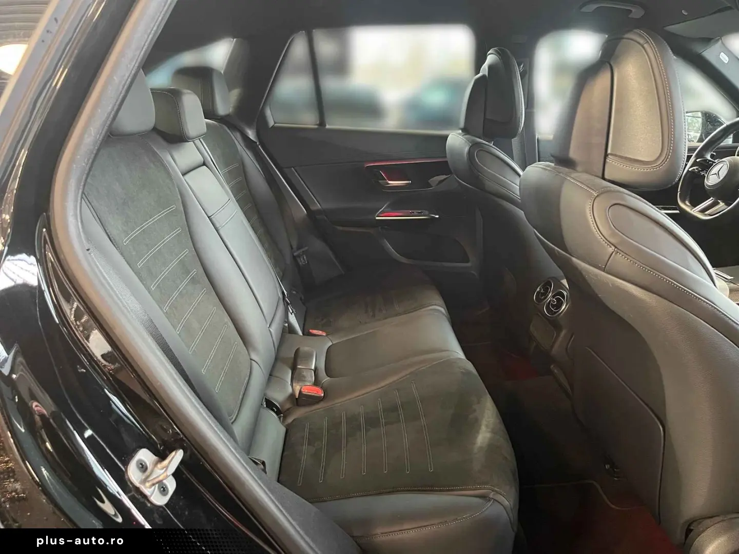 MERCEDES-BENZ GLC 220 d 4M AMG MBUX Night Distr LED &hellip;