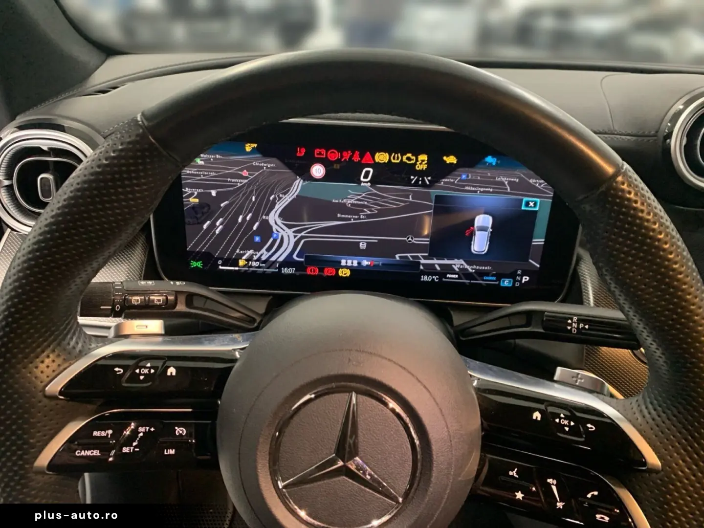 MERCEDES-BENZ GLC 200 4M  AMG NIGHT AHK MEMO 360 KAM SHZ LED