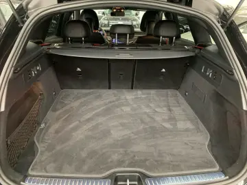 MERCEDES-BENZ GLC 200 4M  AMG NIGHT AHK MEMO 360 KAM SHZ LED